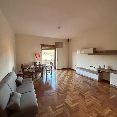Bed And Breakfast Mondragone شقة موندراغوني